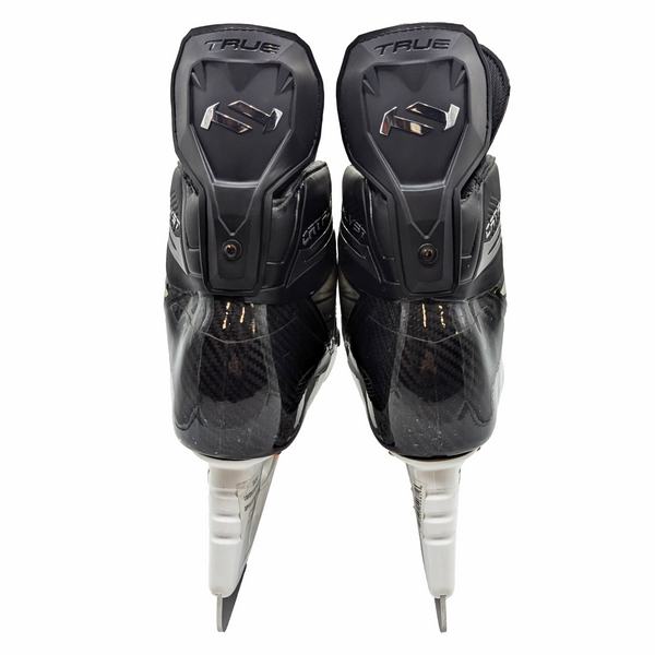 True Catalyst Pro - Pro Stock Hockey Skates - Blake Coleman (NHL)