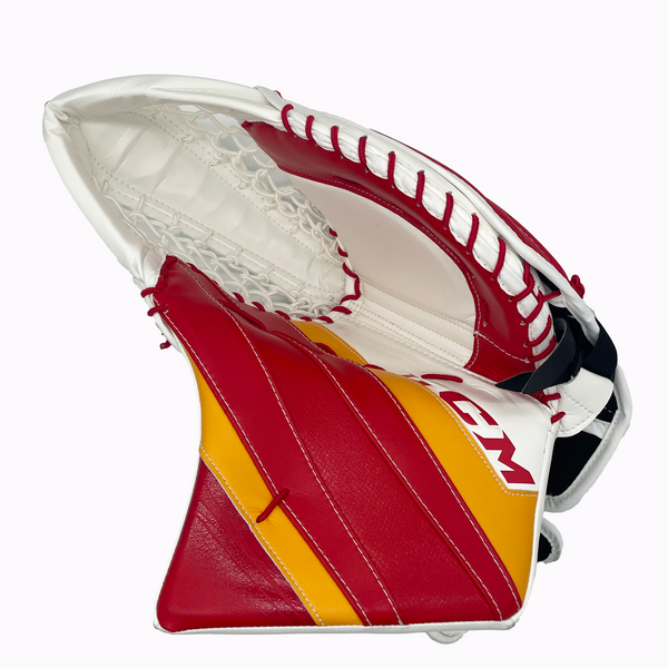 CCM Extreme Flex 5 - Pro Stock NHL Goalie Glove - Jacob Markstrom (White/Red/Yellow)