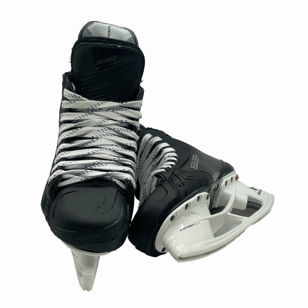 Bauer Vapor Hyperlite 2 - Pro Stock Hockey Skates - Size 7E (Black)