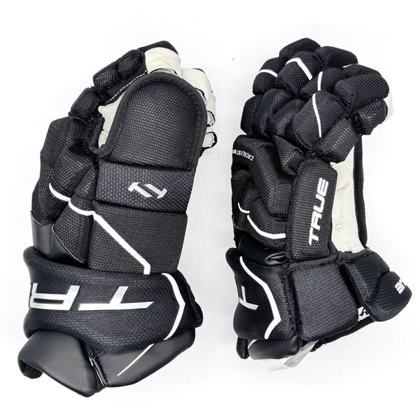 True Catalyst 9X3 - Hockey Glove