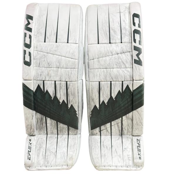 Extreme Flex 6 - Used Pro Stock Goalie Pads (White/Green)