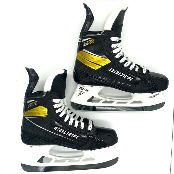 Bauer Supreme Ultrasonic - New Pro Stock Hockey Skates - Size L8.25C/R8C