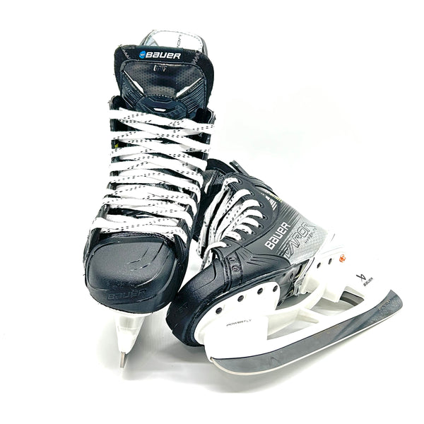 Bauer Vapor Hyperlite 2 - Pro Stock Hockey Skates - Size 5D