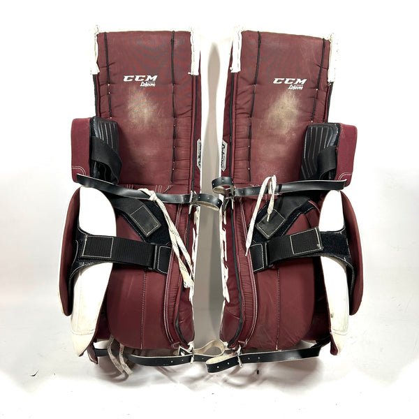 CCM Extreme Flex 4 - Used Pro Stock Senior Goalie Pads (White/Maroon)