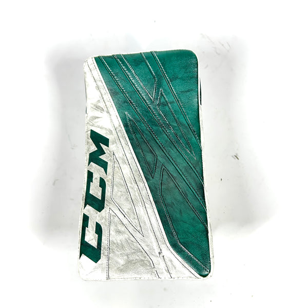 CCM Extreme Flex 4  - Used Goalie Blocker (Green/White)