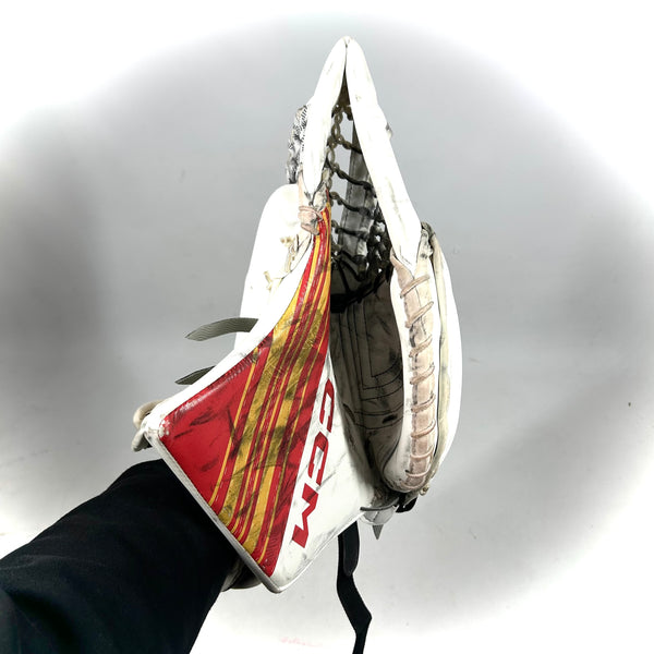 CCM Extreme Flex 6 - Used Pro Stock Goalie Glove - (White/Red/Yellow)