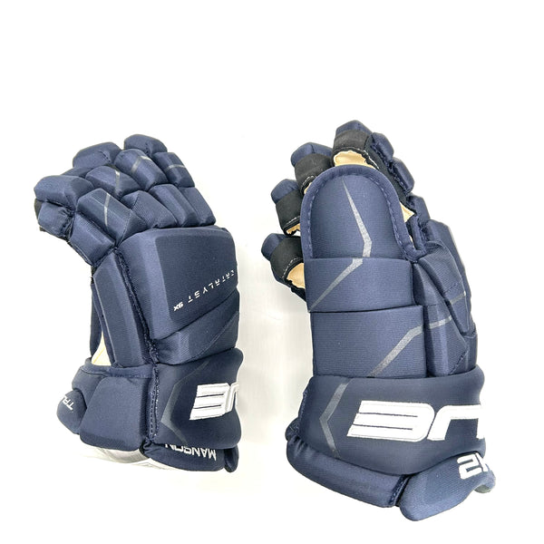 True Catalyst 9X - NHL Pro Stock Glove - Josh Manson (Navy)