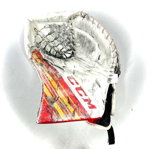 CCM Extreme Flex 5 - Used CHL Pro Stock Goalie Glove (White/Red/Yellow)