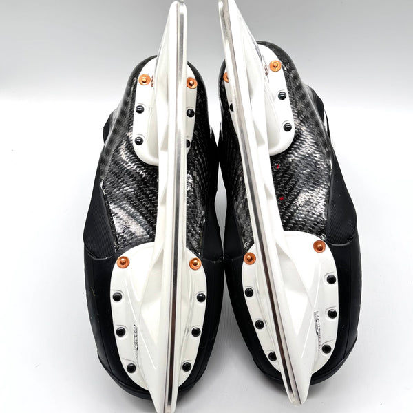 TRUE SVH Pro Custom - Pro Stock Hockey Skate - Size 9