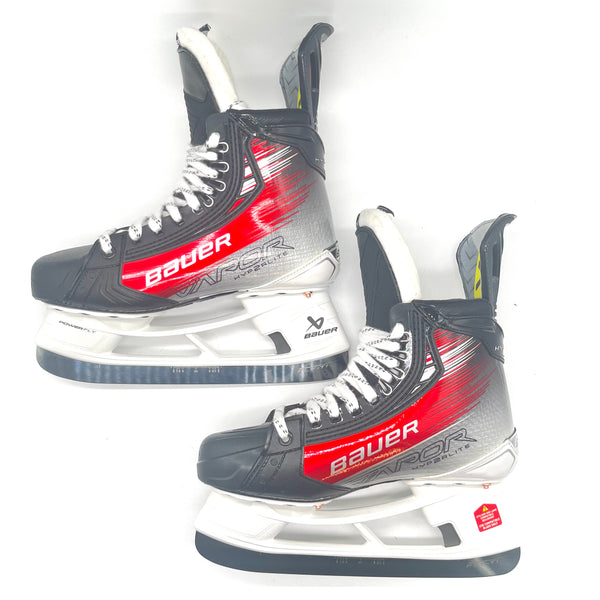 Bauer Vapor Hyperlite 2 - Pro Stock Hockey Skates - Brianne Jenner (PWHL)