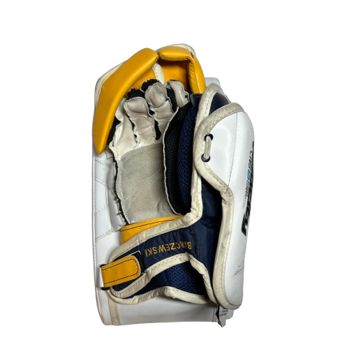 Vaughn Velocity VE8 Pro Carbon - Used Pro Stock Goalie Blocker (White/Yellow/Blue)