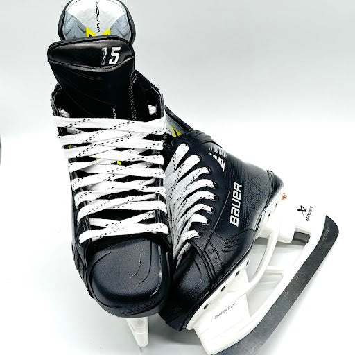 Bauer Vapor Hyperlite 2 - Pro Stock Hockey Skates - Size 5.5D