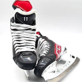 CCM Jetspeed FT4 Pro - Pro Stock Skates - Size 6.75D