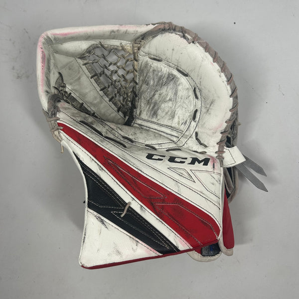 CCM Extreme Flex 4 - Used Pro Stock Goalie Glove (White/Red)